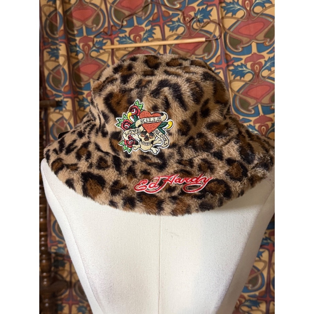 Ed Hardy‎ Leopard Faux Fur Bucket Hat Skull Roses Patch